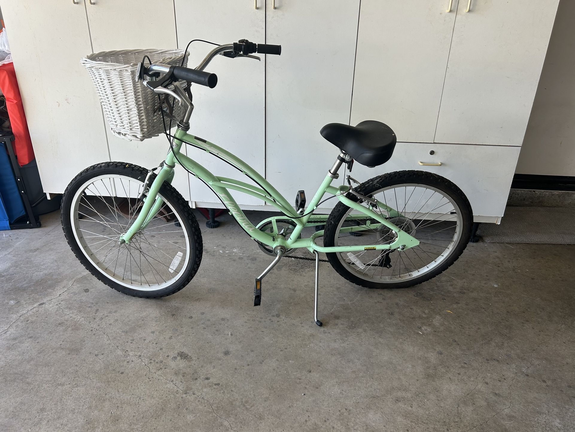 7 Speed Electra Step-Thru Bicycle 