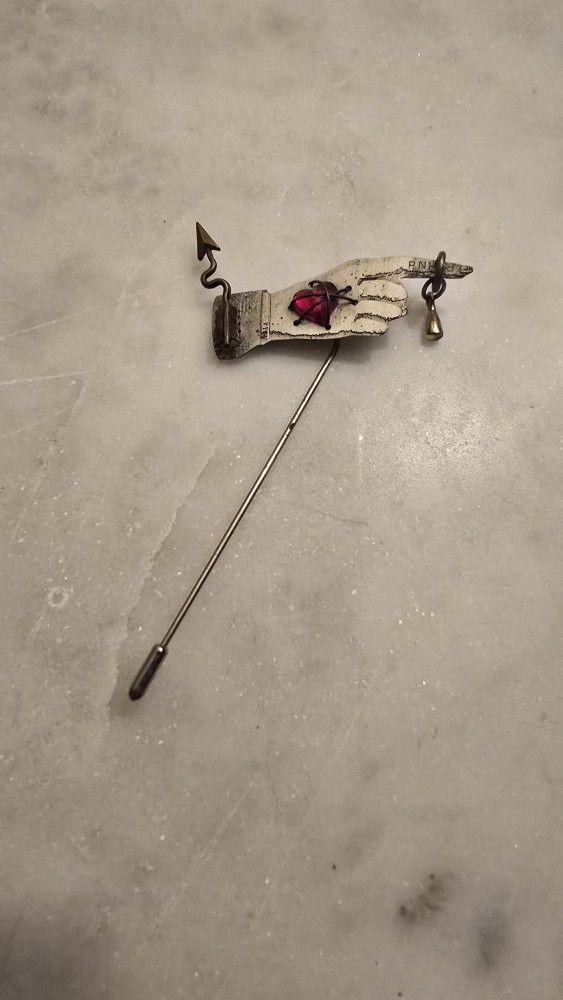 Vintage Thomas Mann Heart In Hand Pin