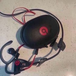 Beats  earphones 