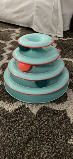 Multi level cat toy