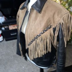 Very Nice! Woman’s American Real Leather and suede  jacket XL
