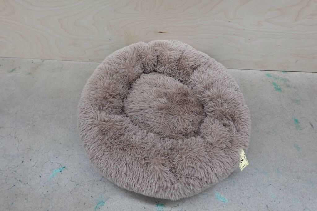 Donut Dog Bed, Size M – Plush Round Bed for Medium Dogs, Camel
