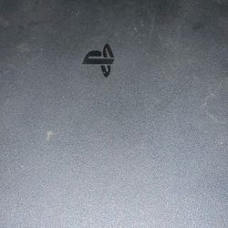 PS4 Slim 