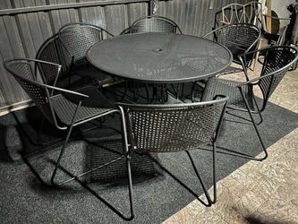 Metal 44” Round Outdoor Patio Table w/ 6 Metal Outdoor Chairs
