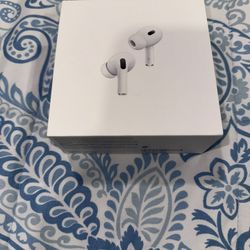 Lightly Used AirPods Pro 2 USB-C