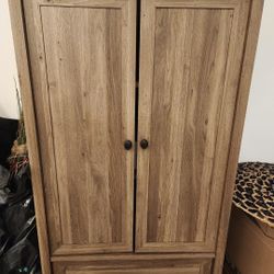 Armoire