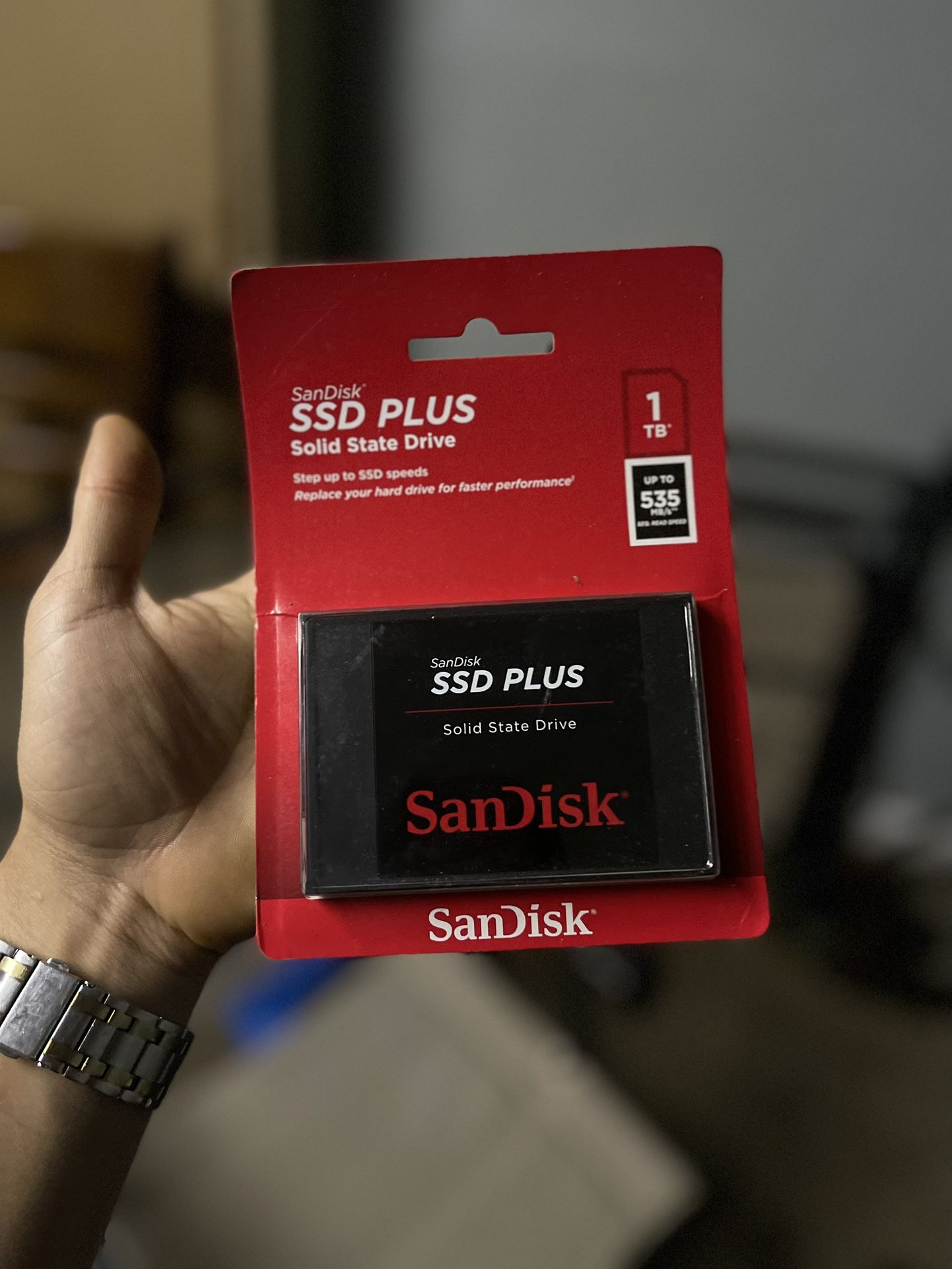 SSD Plus 1 TB Sandisk Solid State Drive