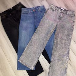 3 pair of woman’s baggy pants SIZE 8/29 - 9/29 