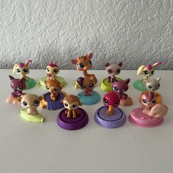Yes they are available , Lot of 14 LPS toys animals