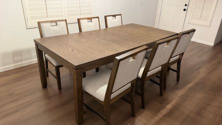 Dining Table Set with 6 Upholstered Chairs