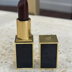 Tom Ford Lipstick 10 Black Dahlia