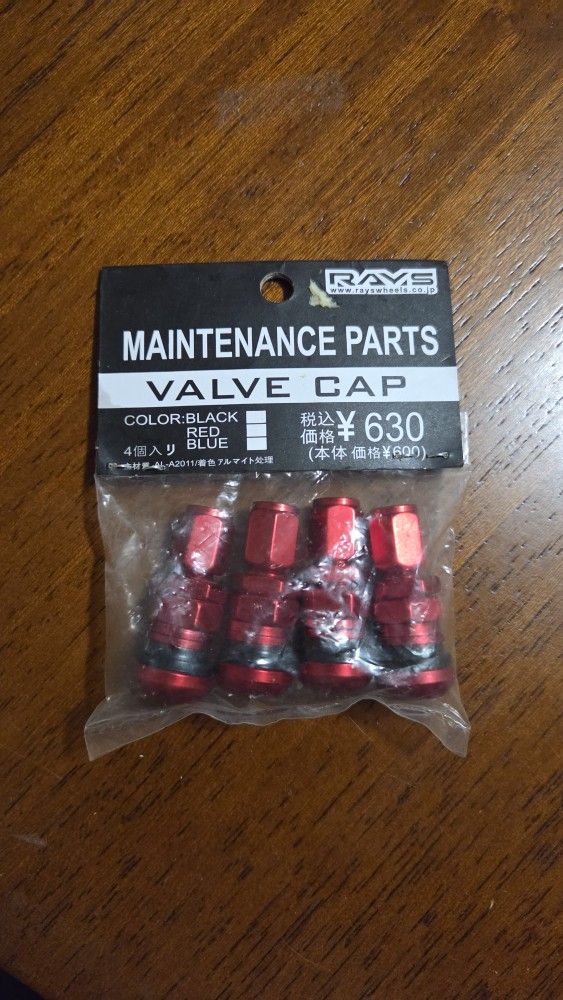 Rays Valve Stems With Caps (New)