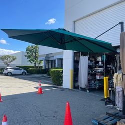 10ft Cantilever Offset Umbrella with 360 Degree Rotation and Tilt - No Weight