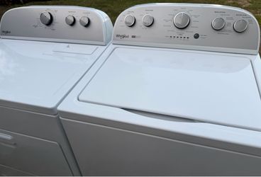 1 YEAR OLD. WHIRLPOOL HE KING SIZE STAINLESS STEEL WASHER&ELECTRIC DRYER SET. PERFECT CONDITION.
