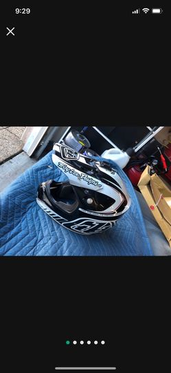 Troy Lee Designs Helmet