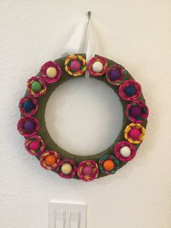 Family Circle Wreaths 