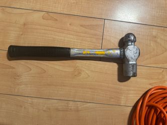 Ball Peen Hammer with Fiberglass Handle