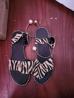 Kids Shoes size 39