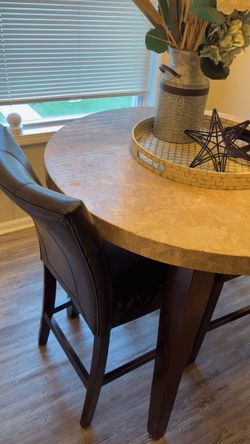 Dining room table set