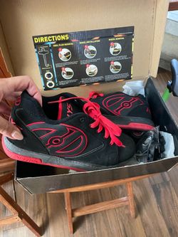 Boys size 8 Heely’s shoes