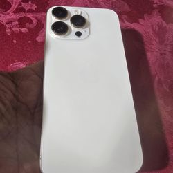 iPhone 16 Promax 256 GB Unlocked Great Condition.