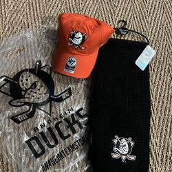 Anaheim Ducks Hat And Scarf 