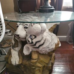 Tiger End Tables With Lamps