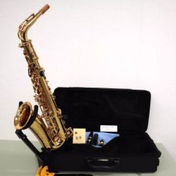 YAMAHA SAXOPHONE -Reselling