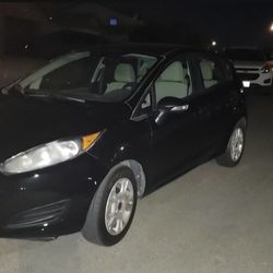 2015 Ford Fiesta