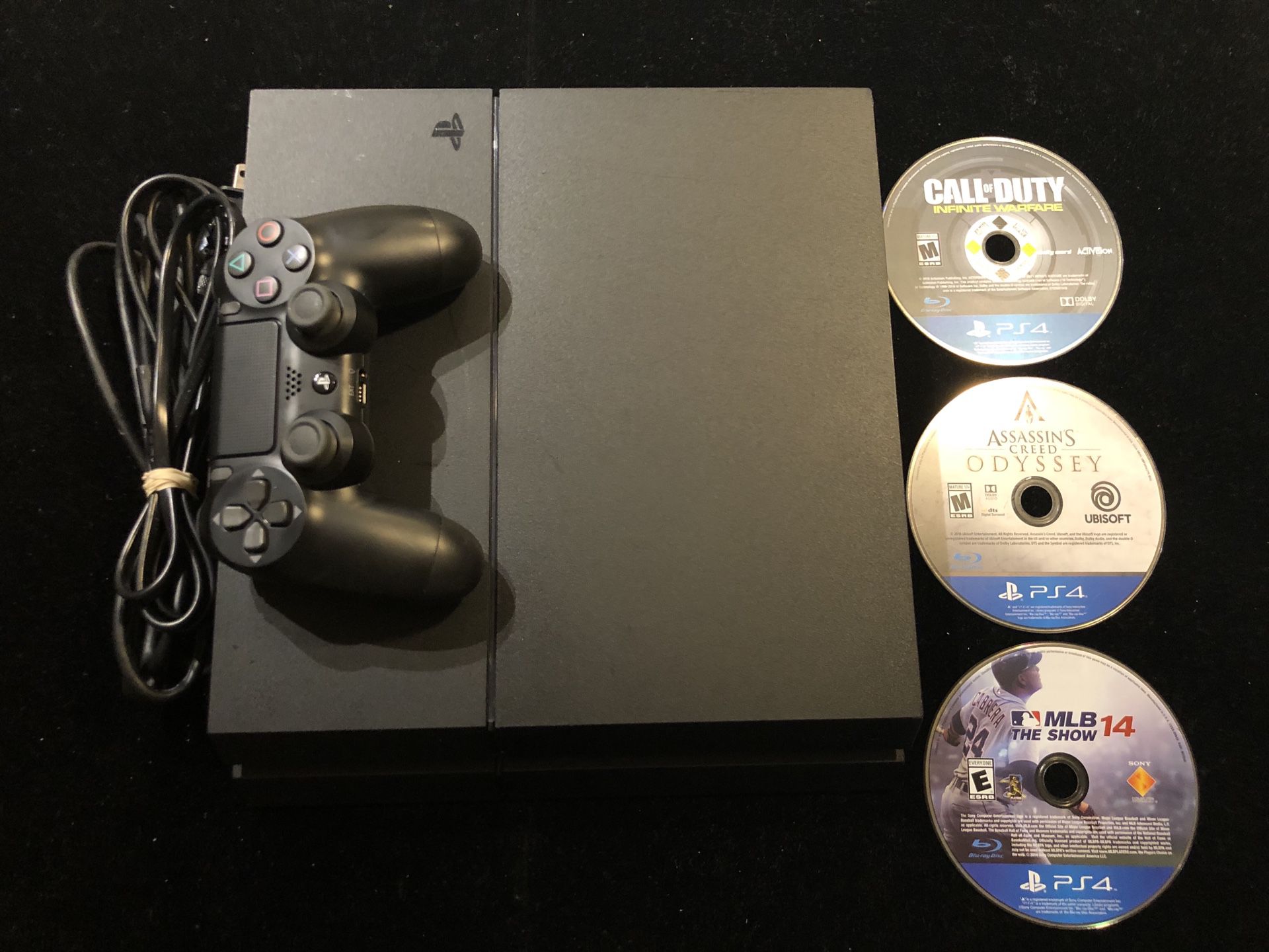Sony Original PlayStation 4 PS4 500GB CUH-1215A Black Console+Controller+3 Games(Post Nintendo Era)
