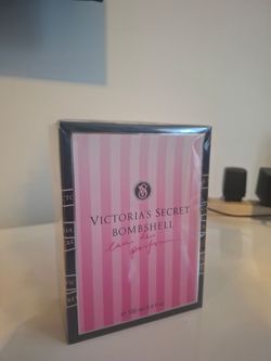 Victoria secret bombshell