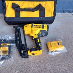 FINISH ANGLE NAILER 16GA DEWALT 