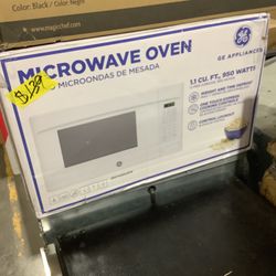 GE 1.1 cu. ft. Countertop Microwave in White