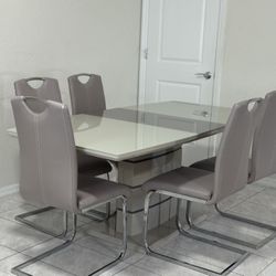 Set Of Table With 5 Chairs