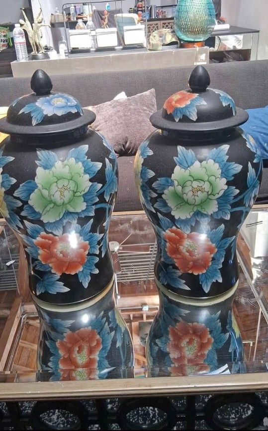Old Chinese Ceramic Urns Or Spice Jars