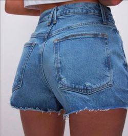 Good American Good ’90s High-Rise Distressed Cutoff Denim Shorts Blue Frayed Hem - Size