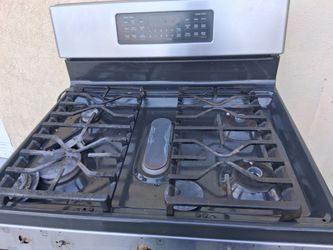 GE Stove
