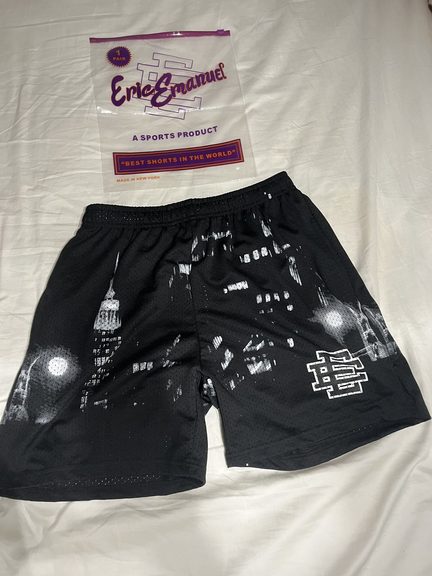 EE Shorts