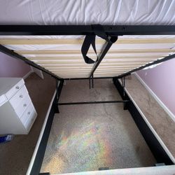 Bed for Sale ( Full Size ) 