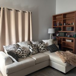 Sofa with Reversible Chaise 