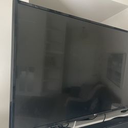 LG TV 43” SMART TV