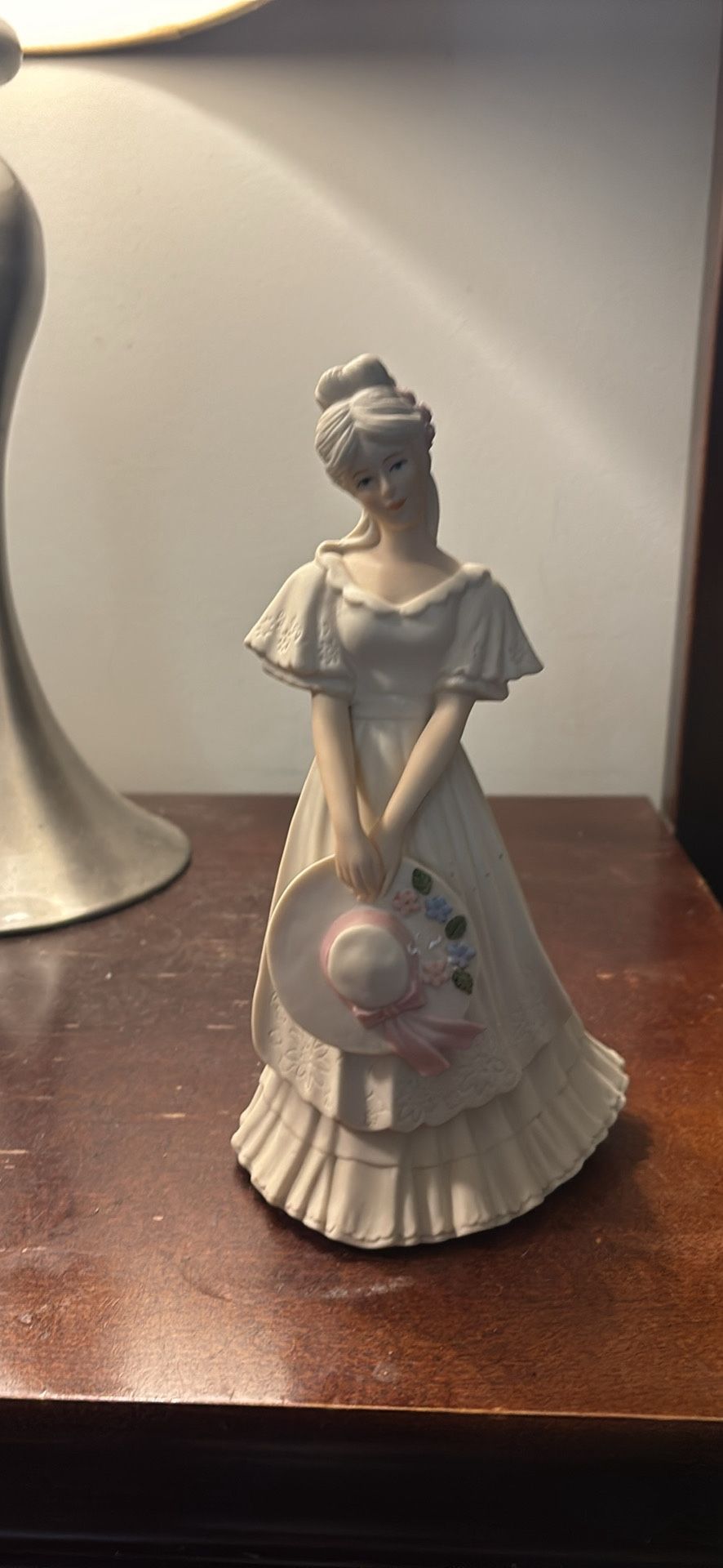 Heritage Collection Fine Porcelain Francesca #68014 Home & Garden Party 2001 9”