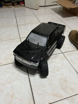 1/10 Toyota Scx10 ii Rock Crawler 