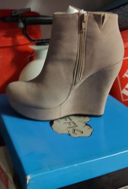 Womens ankle boots