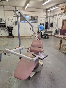 Dentist chair