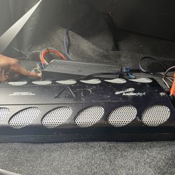 2500 Watt Audio Pipe Amp 