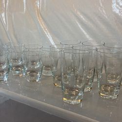 14 Glasses 
