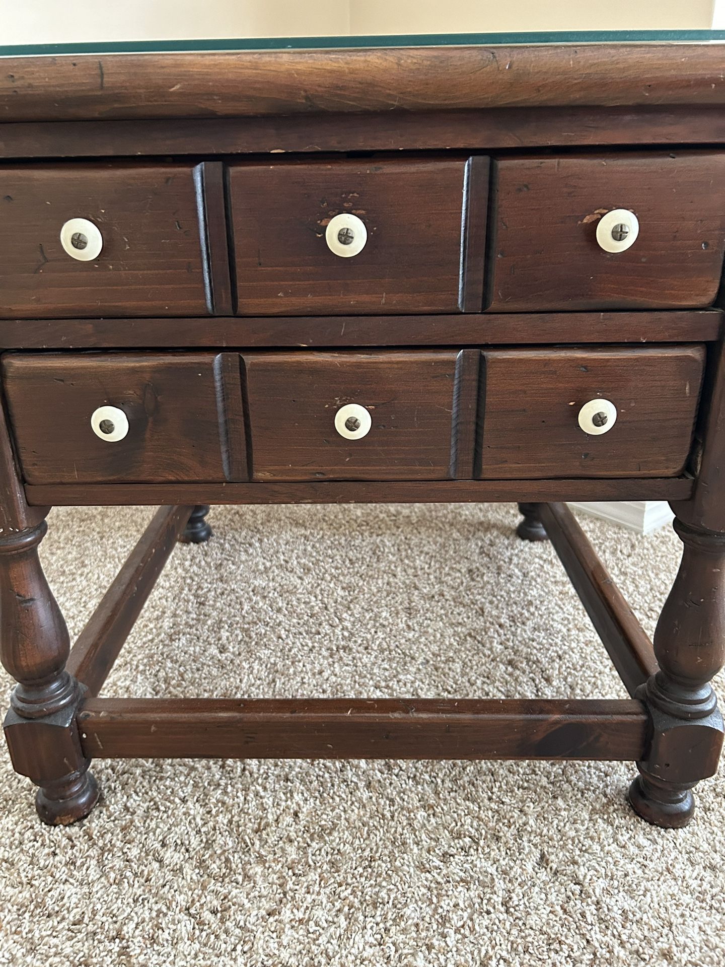 Ethan Allen Dark Tavern Pine End Table