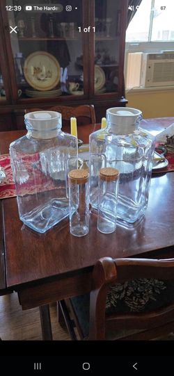 Glass containers