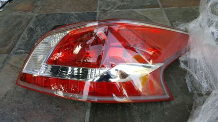 Rt side altima tail lamp 16-17